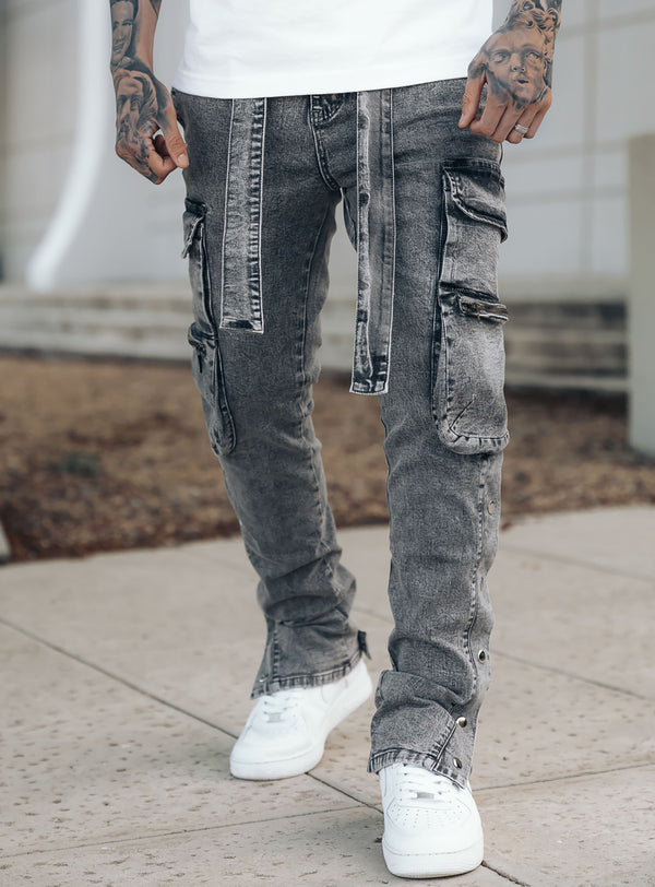 Snap Cargo Jeans in Grey