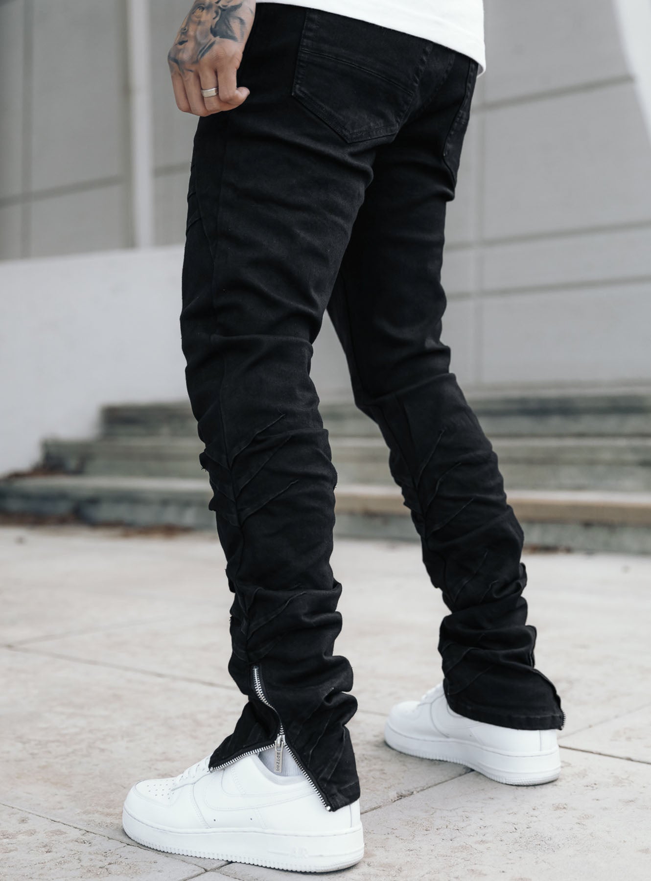Wrinkled Track Jeans in Jet Black | PRSTGE